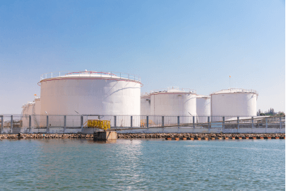 Industrial Oil Storage Tanks